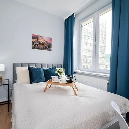 Sunny Wolczanska 53 With Parking - By Rentujemy وودج