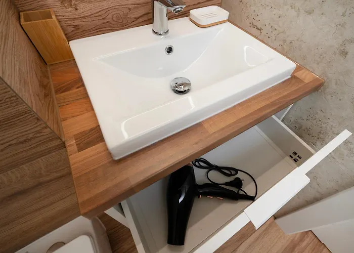 Sunny Wolczanska 53 With Parking - By Rentujemy